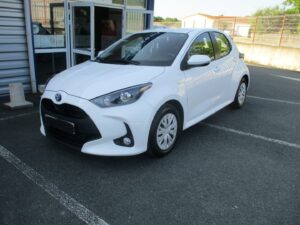 TOYOTA YARIS IV 116H HYBRIDE FRANCE BUSINESS STAGE ACADEMY BVA