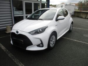 TOYOTA YARIS IV 116H HYBRIDE FRANCE BUSINESS STAGE ACADEMY BVA